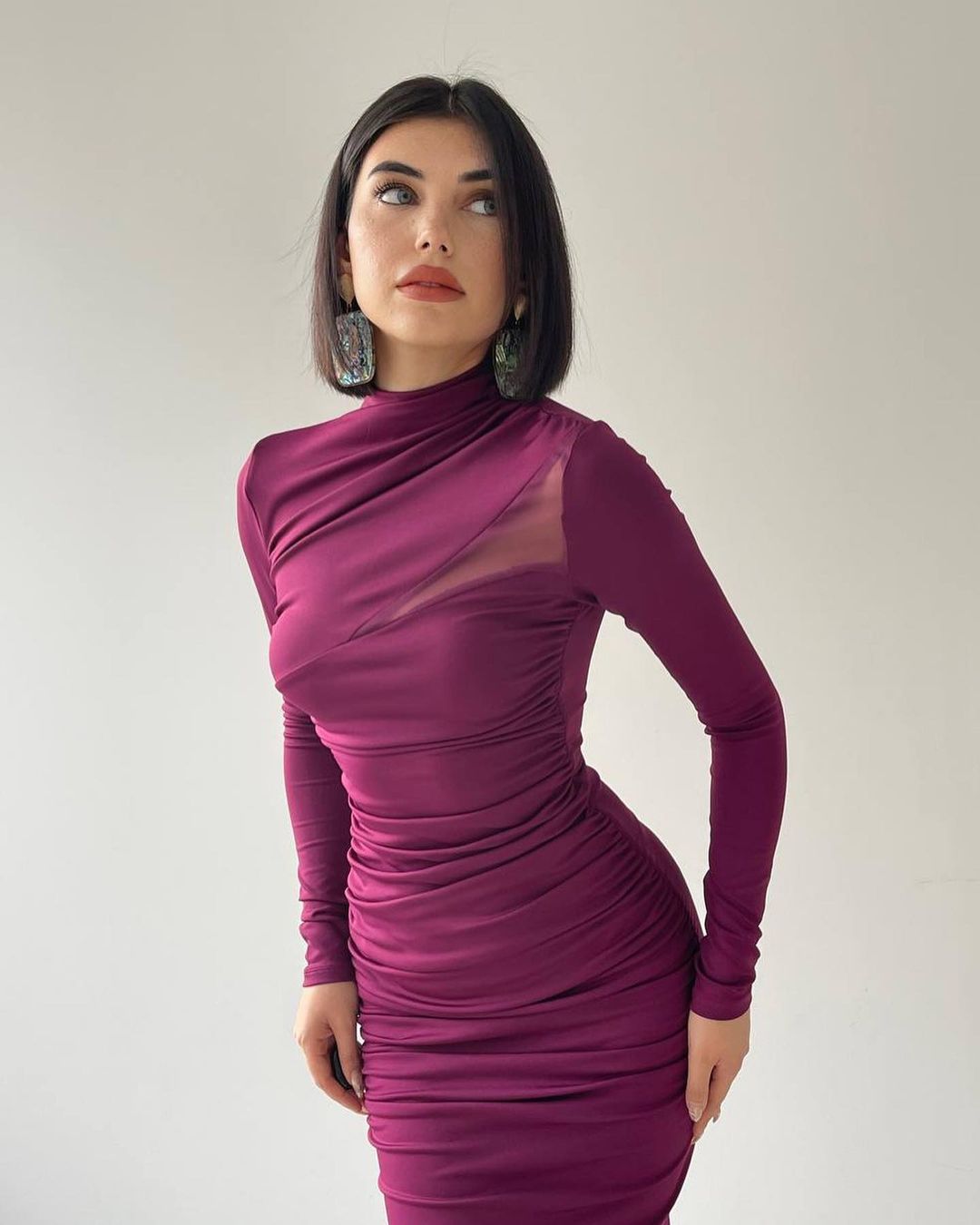 Robe DÉTAIL ÉPAULE - PRUNE